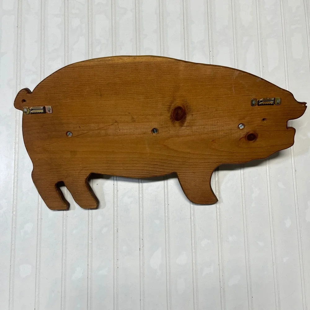 Vintage Wooden Pig Wall Rack 3 Peg Hook Farmhouse Kitchen Decor Handcrafted Wood